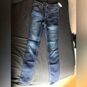 Hollister super skinny jeans